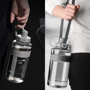 2L Large Capacity water bottle with straw