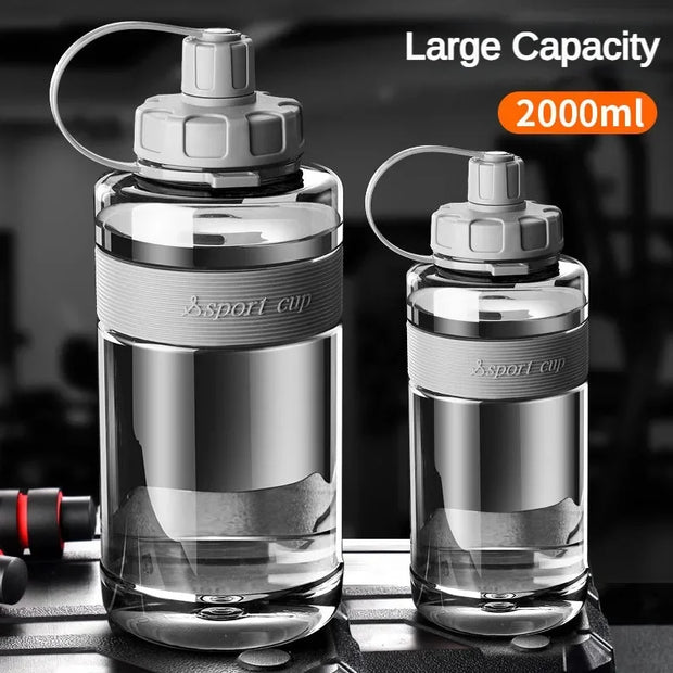 2L Large Capacity water bottle with straw